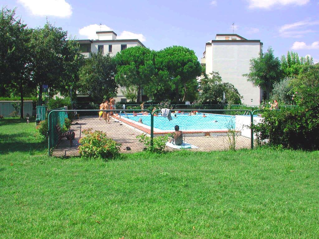 Residence 3 D Lido di Spina Exterior photo