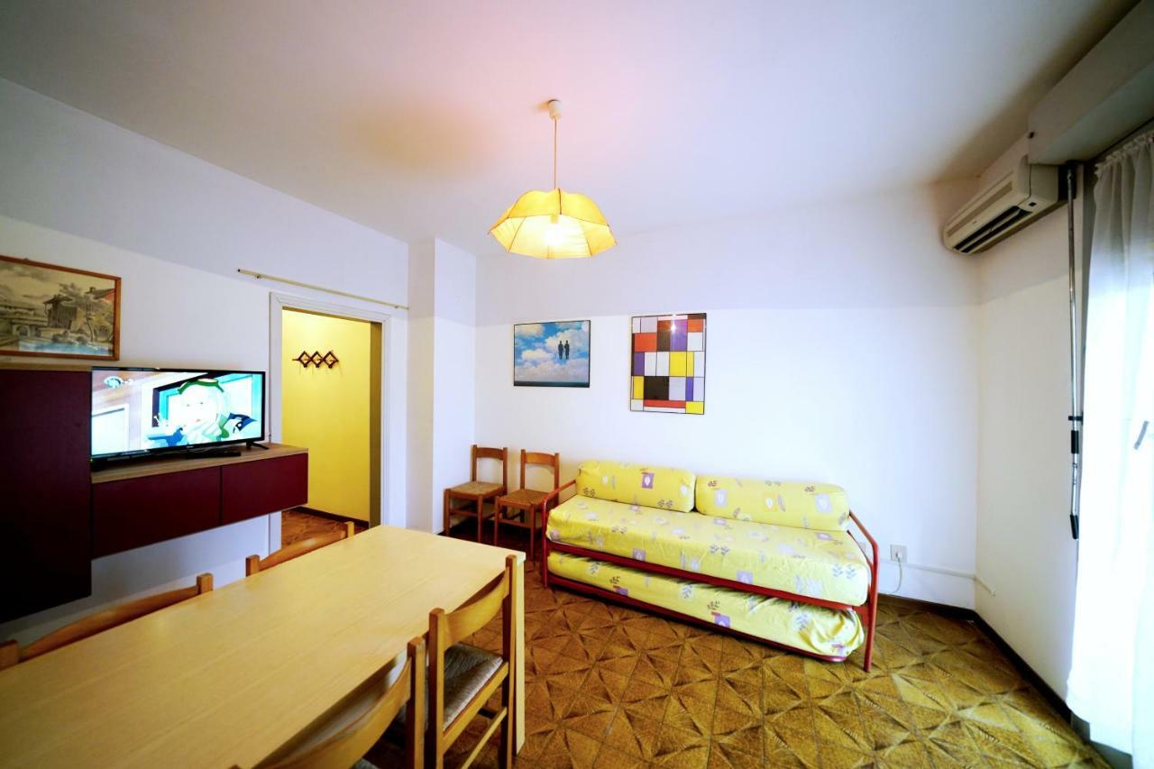 Residence 3 D Lido di Spina Room photo